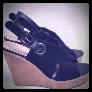 BCBG Generation summer wedges